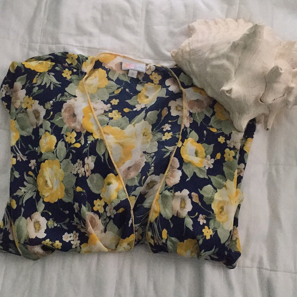 LulaRoe Shirley Navy Floral